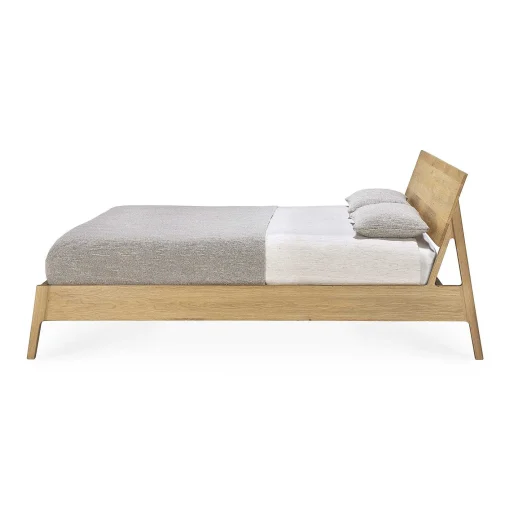 Air Solid Oak Bed, Queen