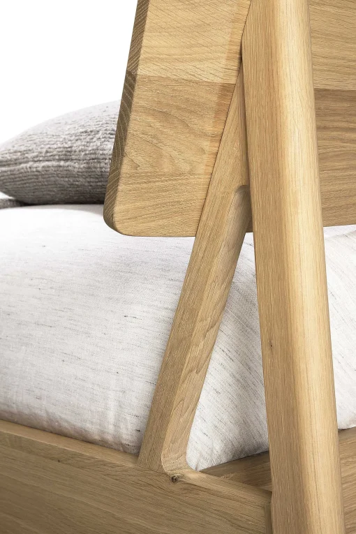 Air Solid Oak Bed, Queen