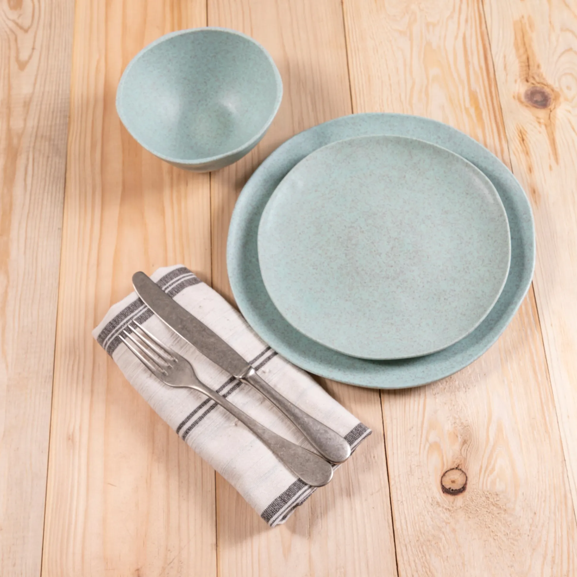 Al Fresco Organic Salad Plate, Sage Green, Set of 4^Be Home Shop