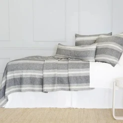 Alpine Throw, Grey and Ivory^Be Home Hot