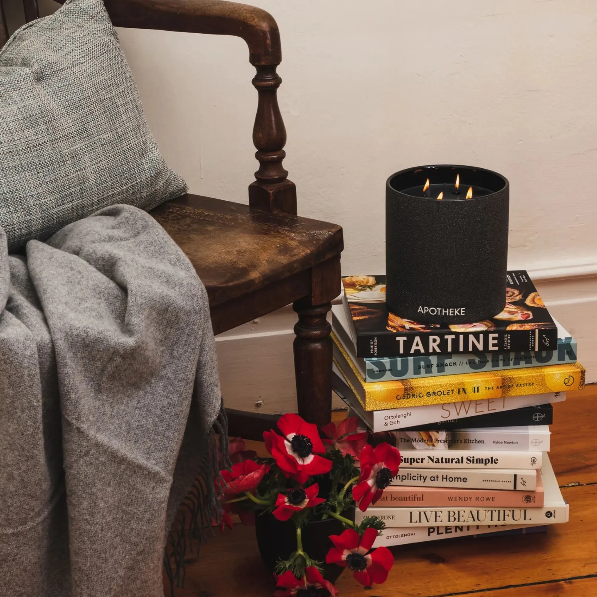 Apotheke Concrete 4-Wick Candle, Charcoal^Be Home Store