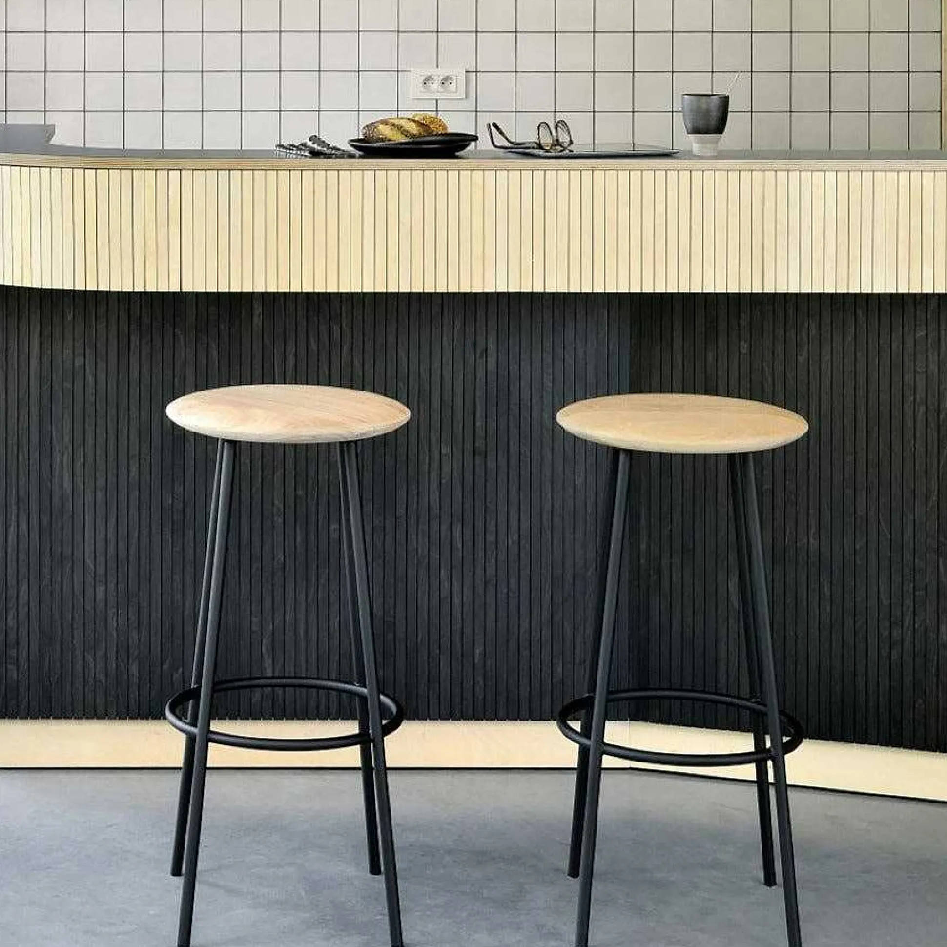 Baretto Bar Stool, Varnished Oak