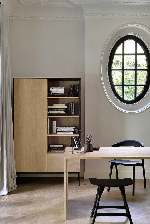 Blackbird Solid Oak Cabinet