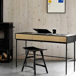 Blackbird Solid Oak Desk