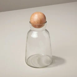 Brisbane Decanter, Short