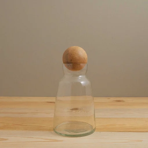 Brisbane Decanter, Short