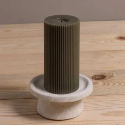 Calista Pedestal