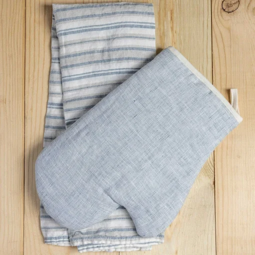 Carmela Oven Mitt, Light Blue