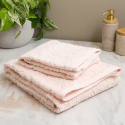 Firenze Bath Towel, Magnolia