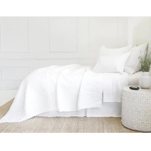 Hampton Big Pillow, White^Be Home Best Sale
