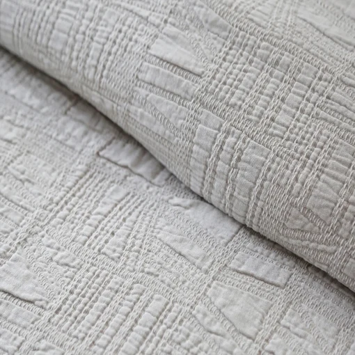 Harbour Queen Matelassé, Taupe^Be Home Best Sale