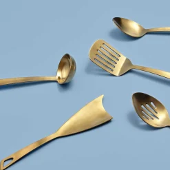Helix Pointed Spatula