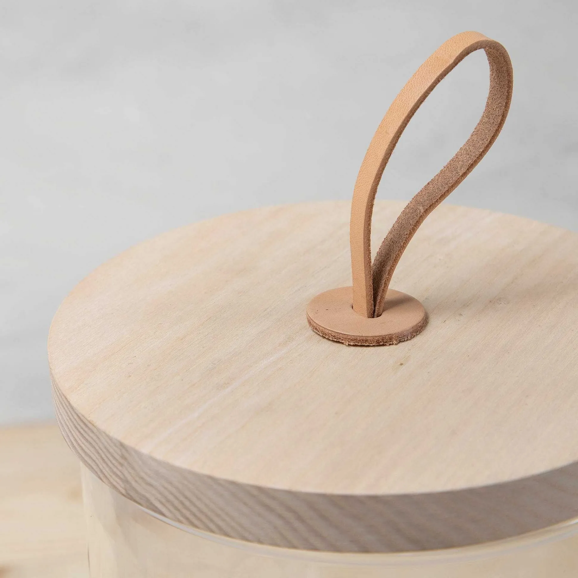 Ivalo Container with Ash Lid, Large