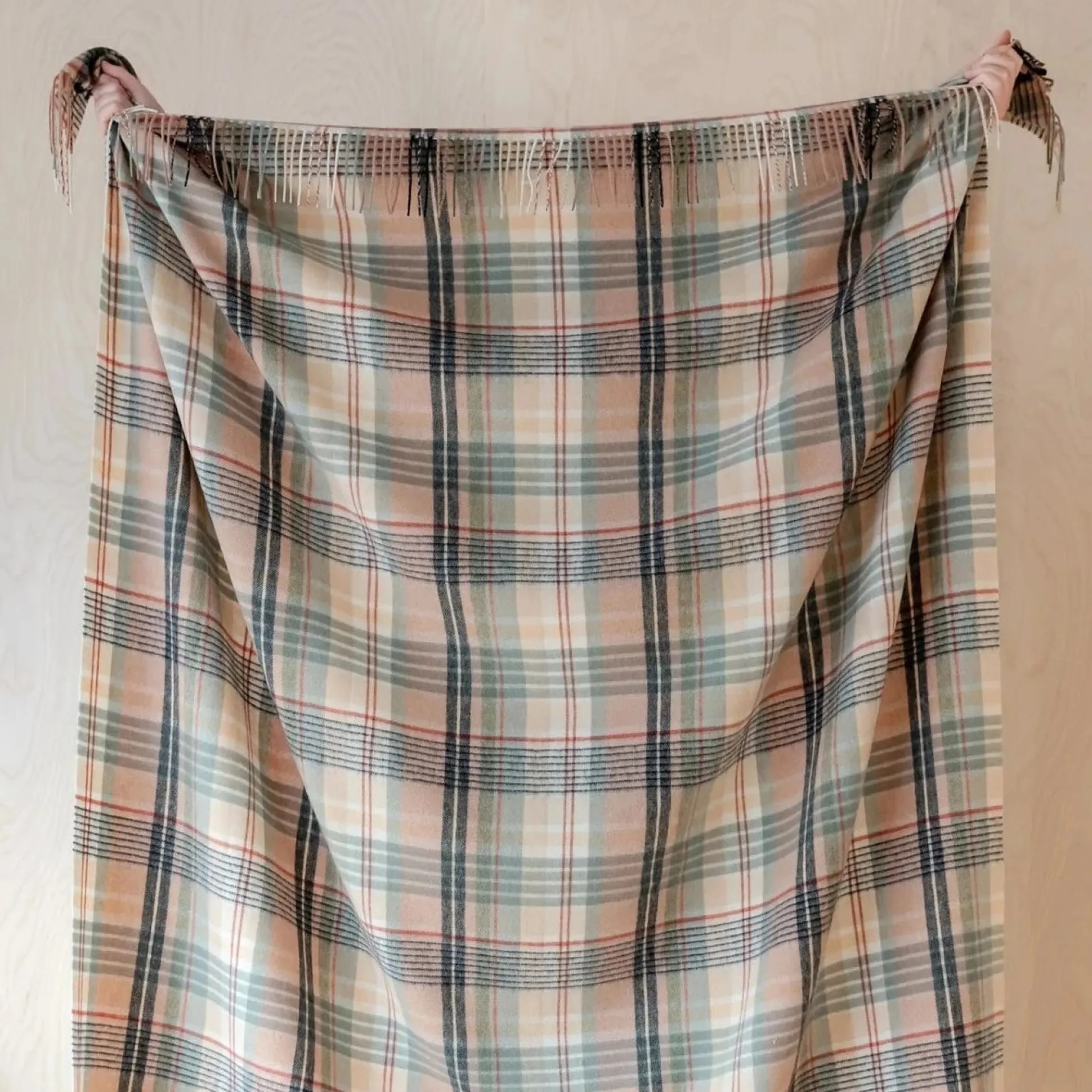 Lambswool Blanket in Seagrass Cottage Check^Be Home Clearance