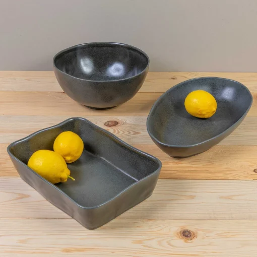 Livia 10.5" Serving Bowl, Black