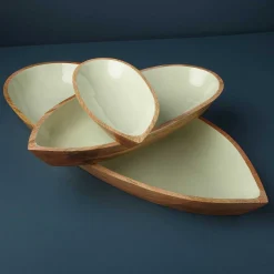 Madras Extra Large Oval Bowl, Mint