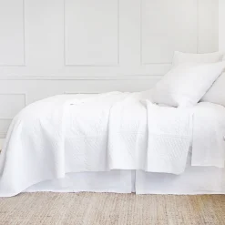 Marseille Queen Coverlet, White^Be Home Hot