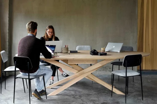 Mikado Solid Oak Meeting Table