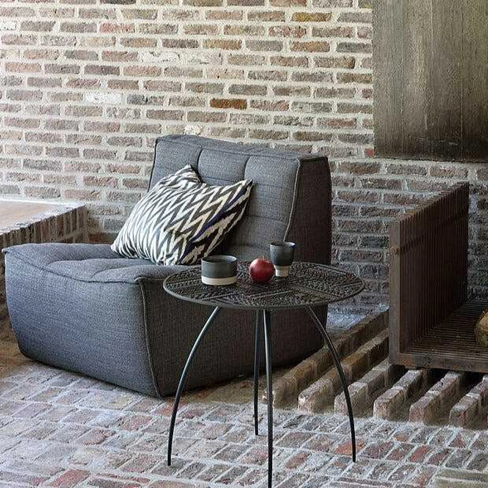 N701 Single Seater Sofa, Dark Grey