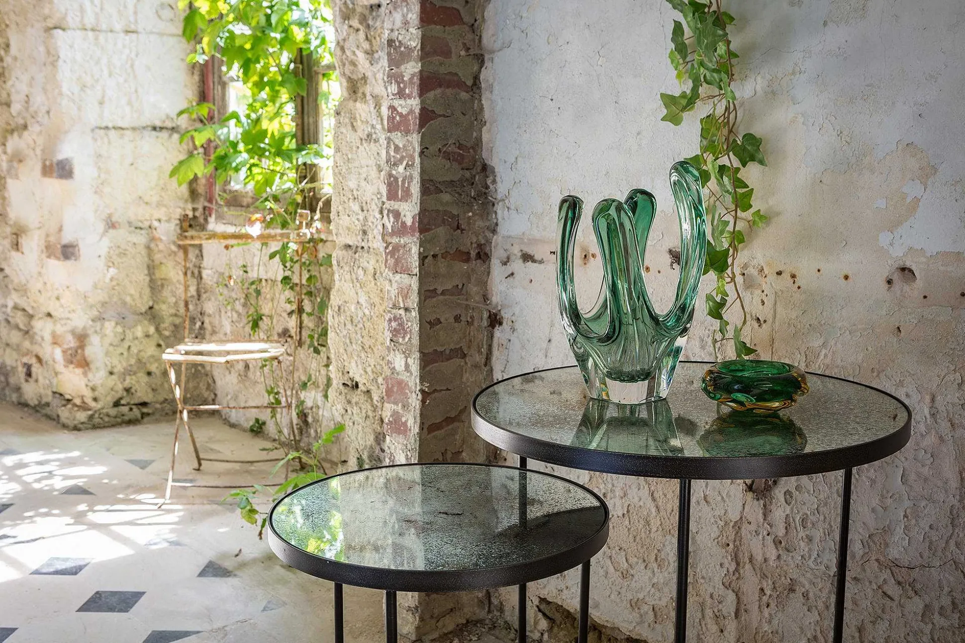 Nesting Side Table, Set Of 2, Clear