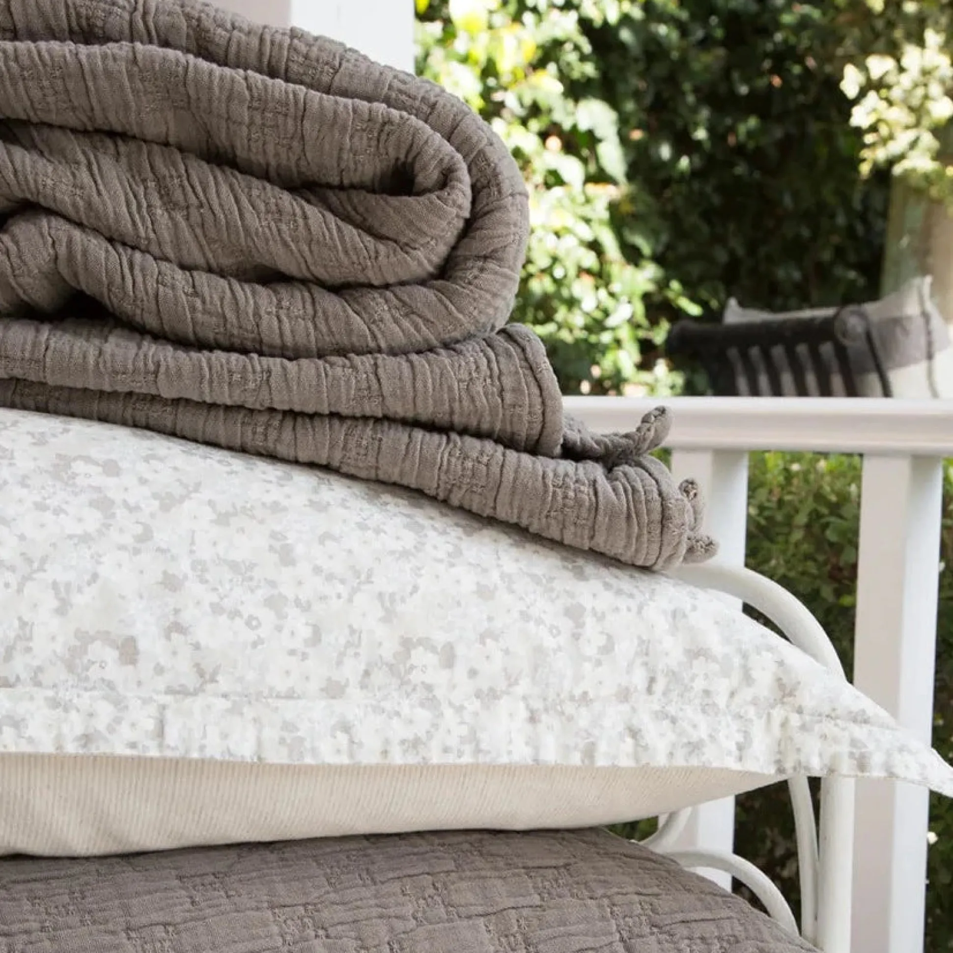 Ojai King Matelasse, Pebble^Be Home Best Sale