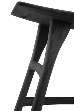 Osso Stool, Varnished Oak, Black