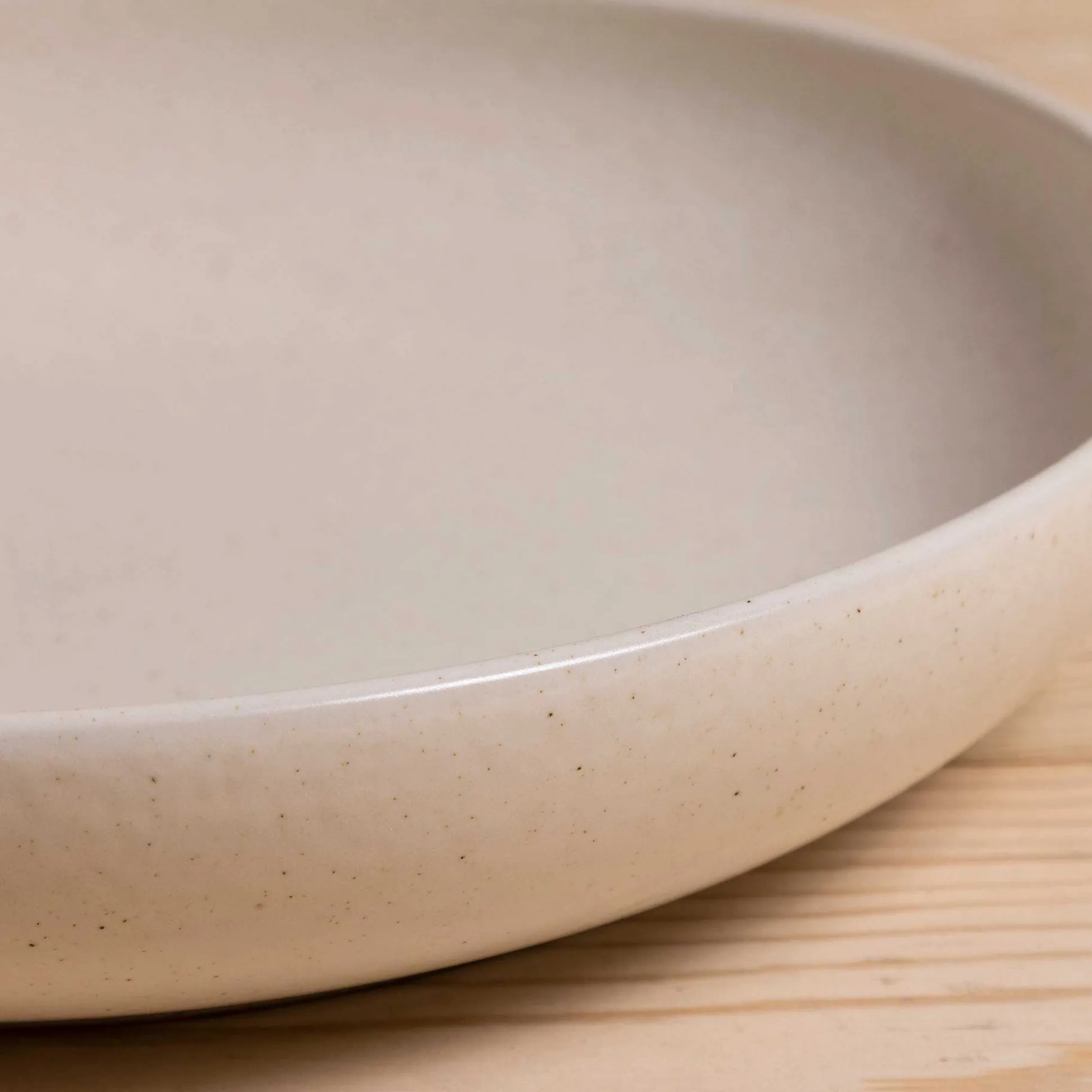 Pacifica 12.5" Serving Bowl, Vanilla