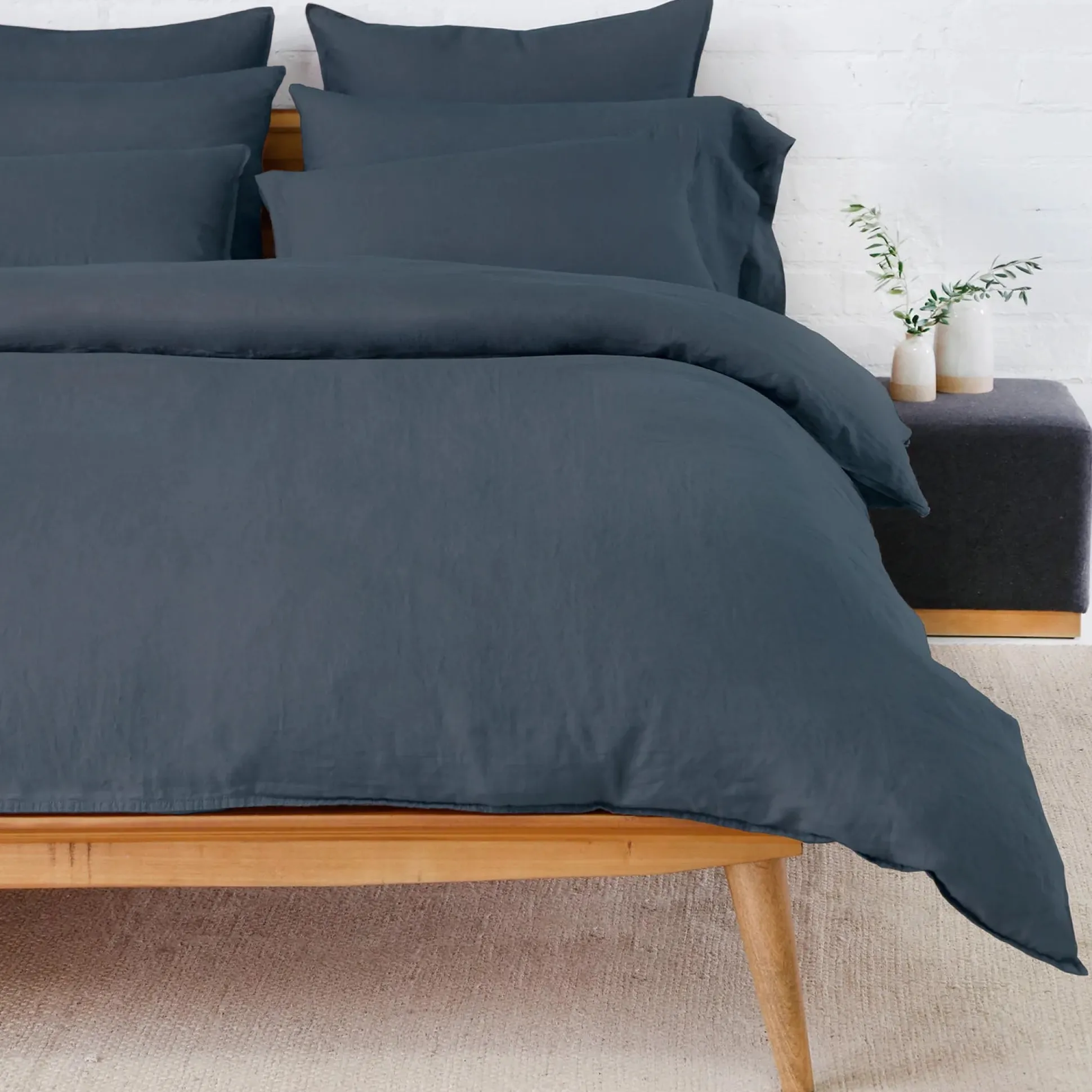 Parker Linen Euro Sham, Navy^Be Home Hot
