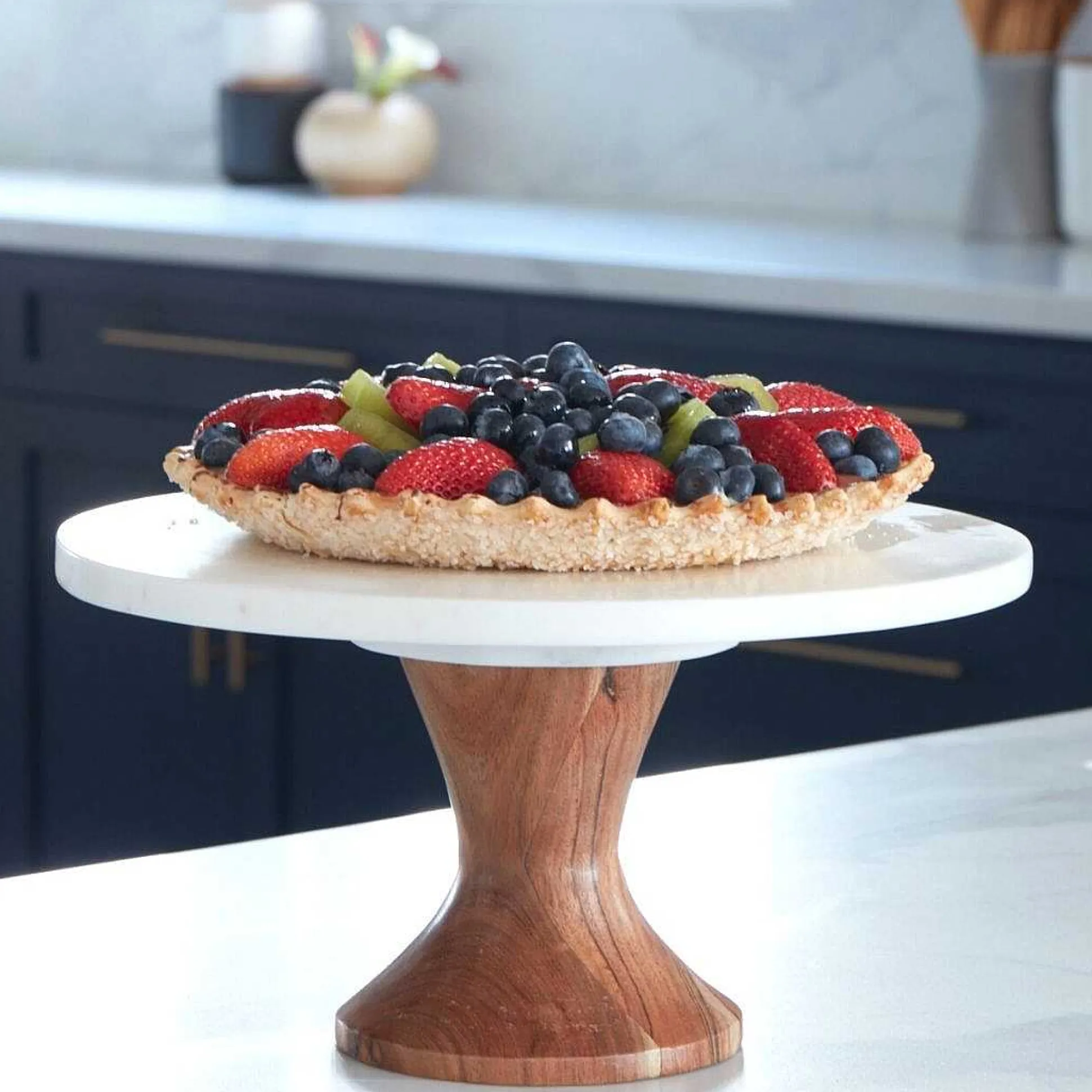 Pavia Rotating Cake Stand