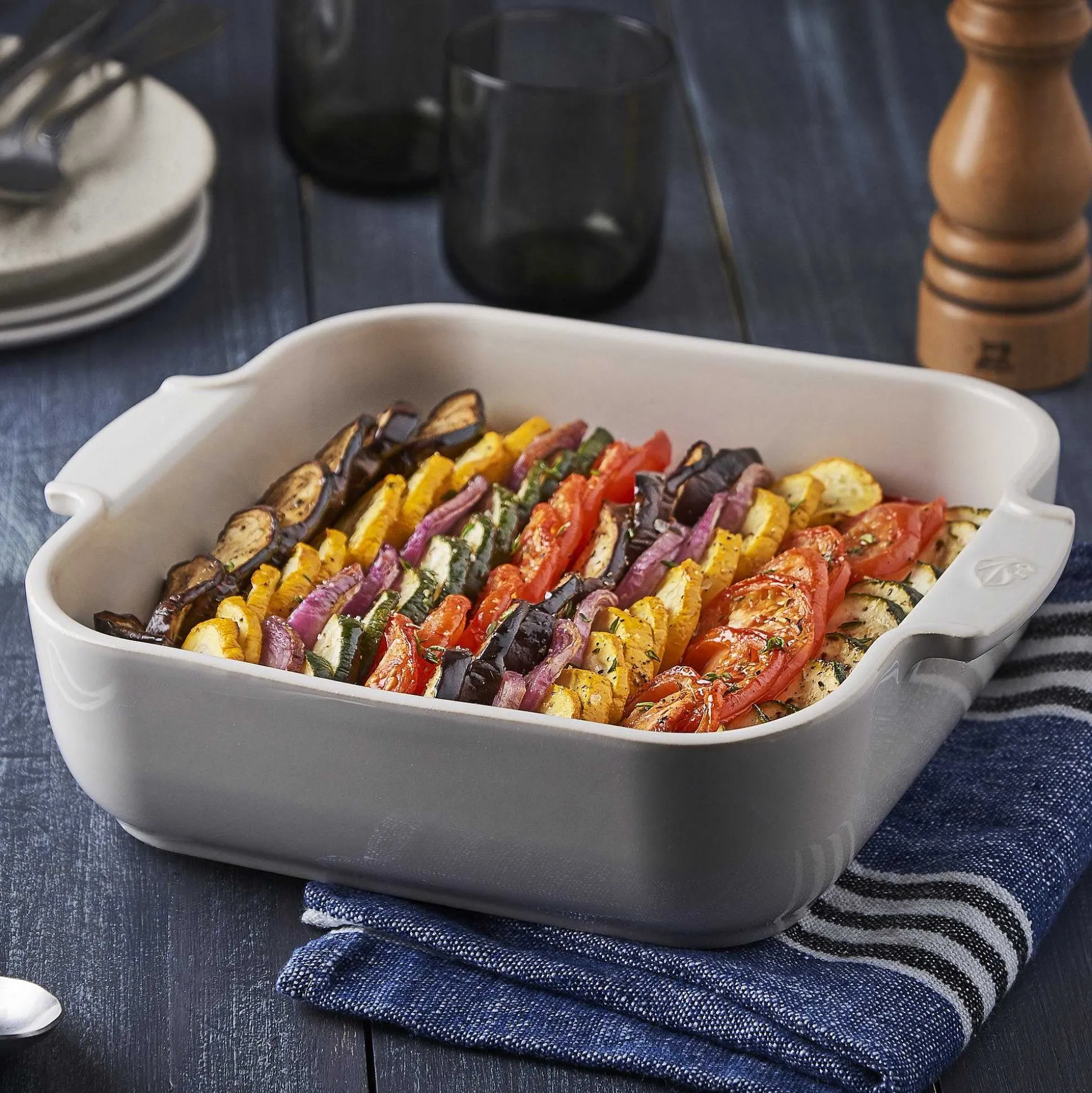 Peugeot Appolia Ceramic 14" Square Baker, Ecru