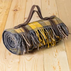 Recycled Wool Waterproof Picnic Blanket in Buchanan Natural Tartan - B^Be Home Shop