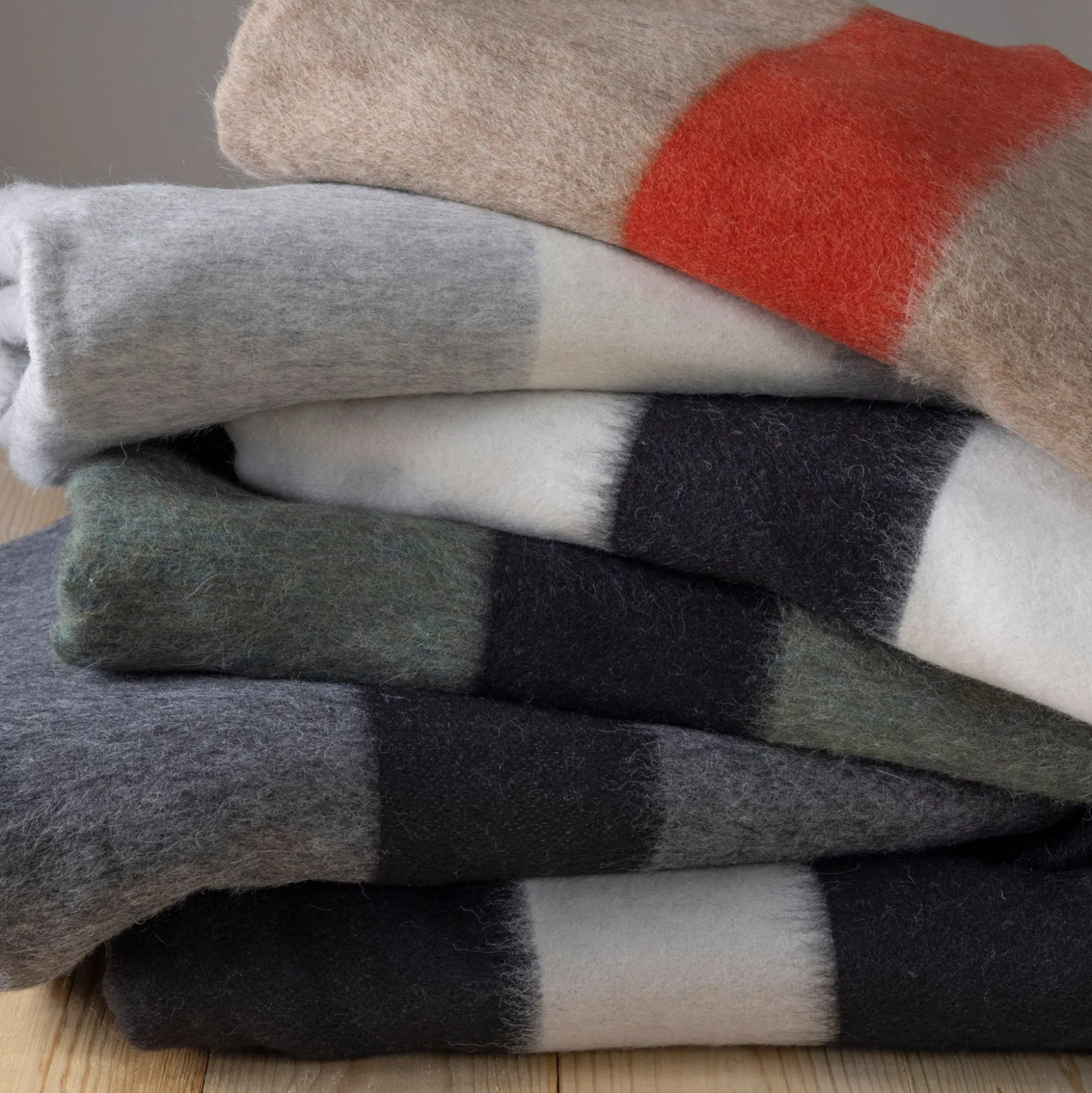 Siempre Blanket, Charcoal with Black Stripe^Be Home Discount