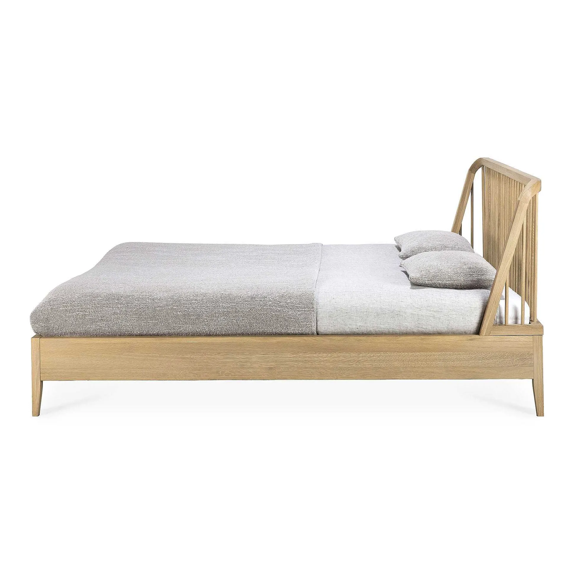 Spindle Solid Oak Bed, Queen