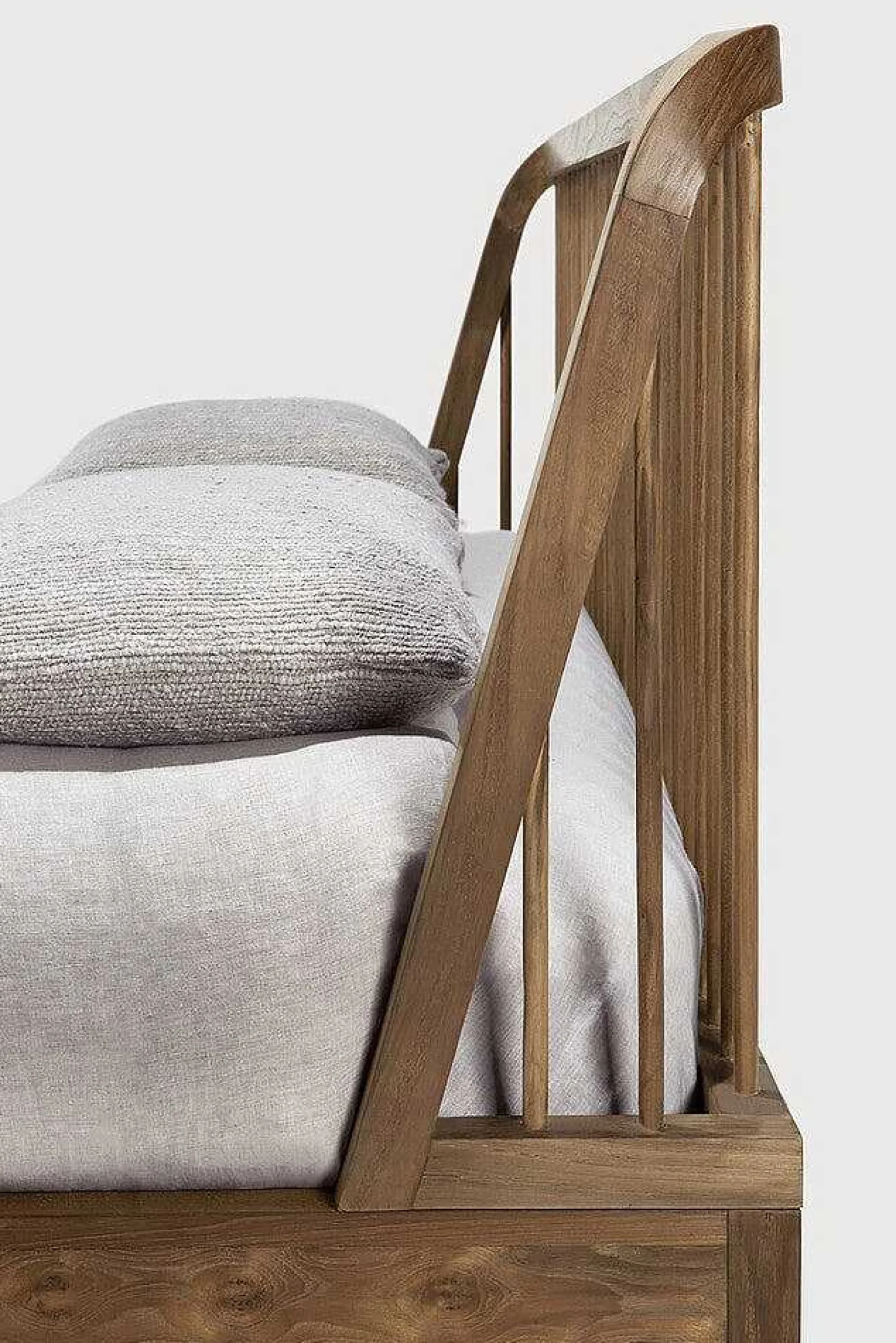 Spindle Solid Reclaimed Teak Bed, King