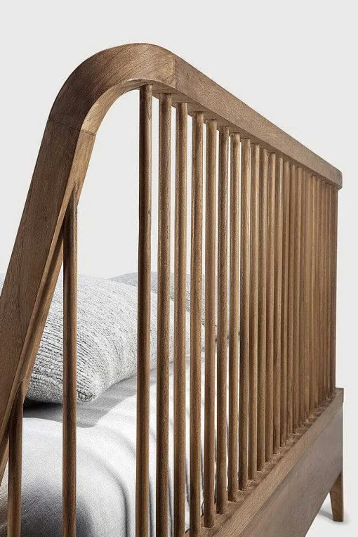 Spindle Solid Reclaimed Teak Bed, Queen