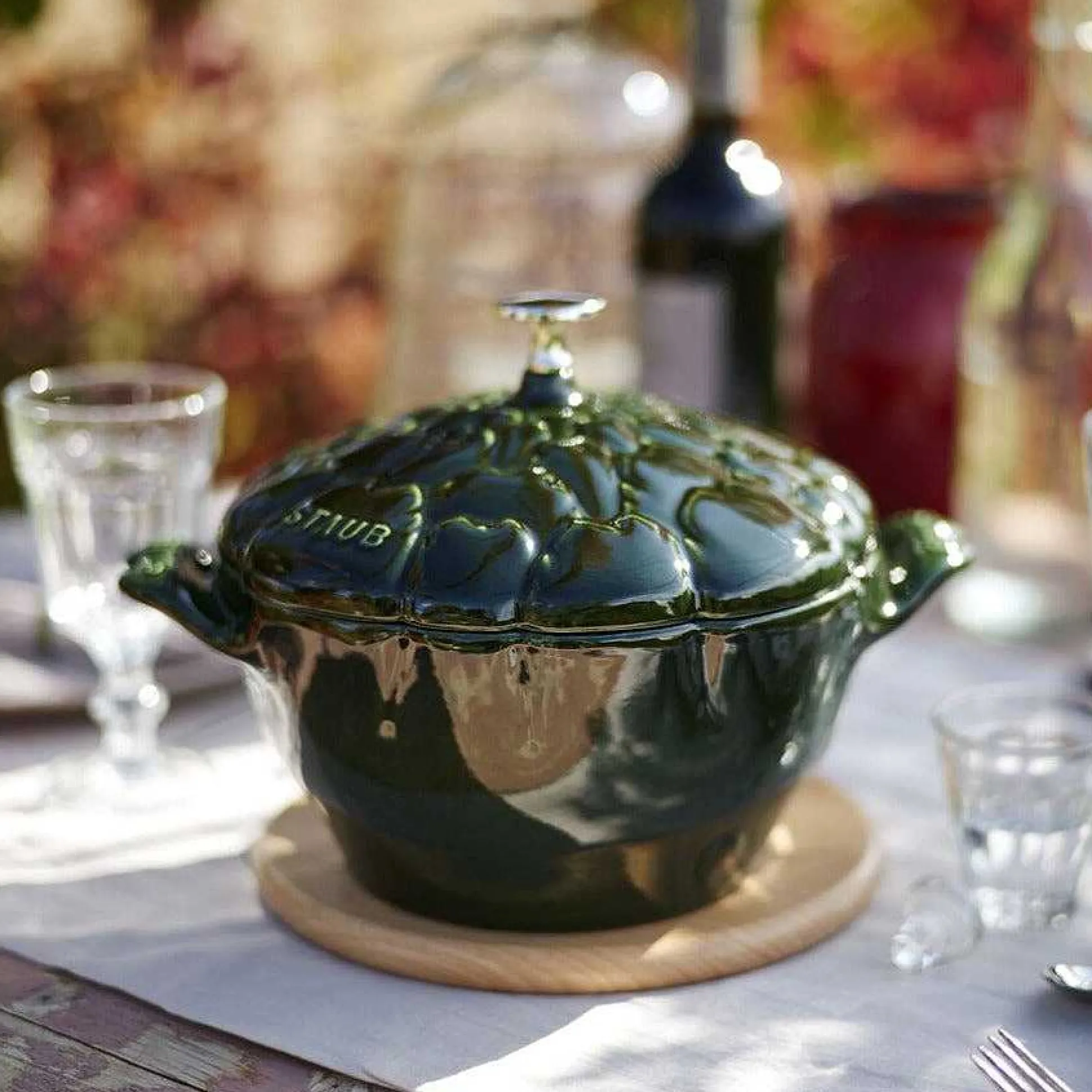 Staub Artichoke Cocotte, 3.2 qt, Basil
