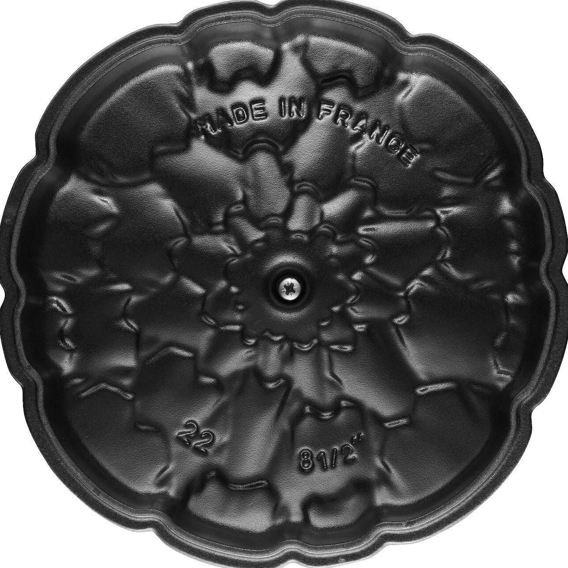 Staub Artichoke Cocotte, 3.2 qt, Basil