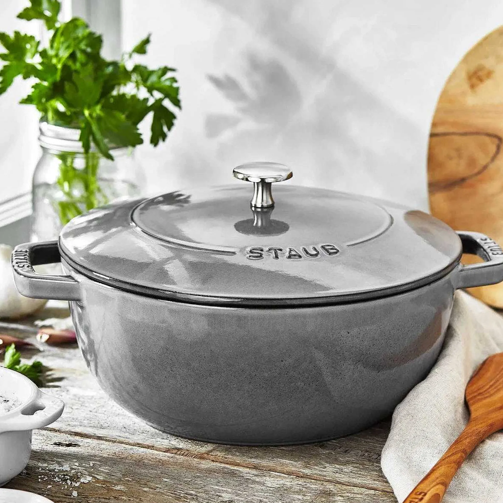 Staub Essential French Oven, 3.75qt, Graphite Grey