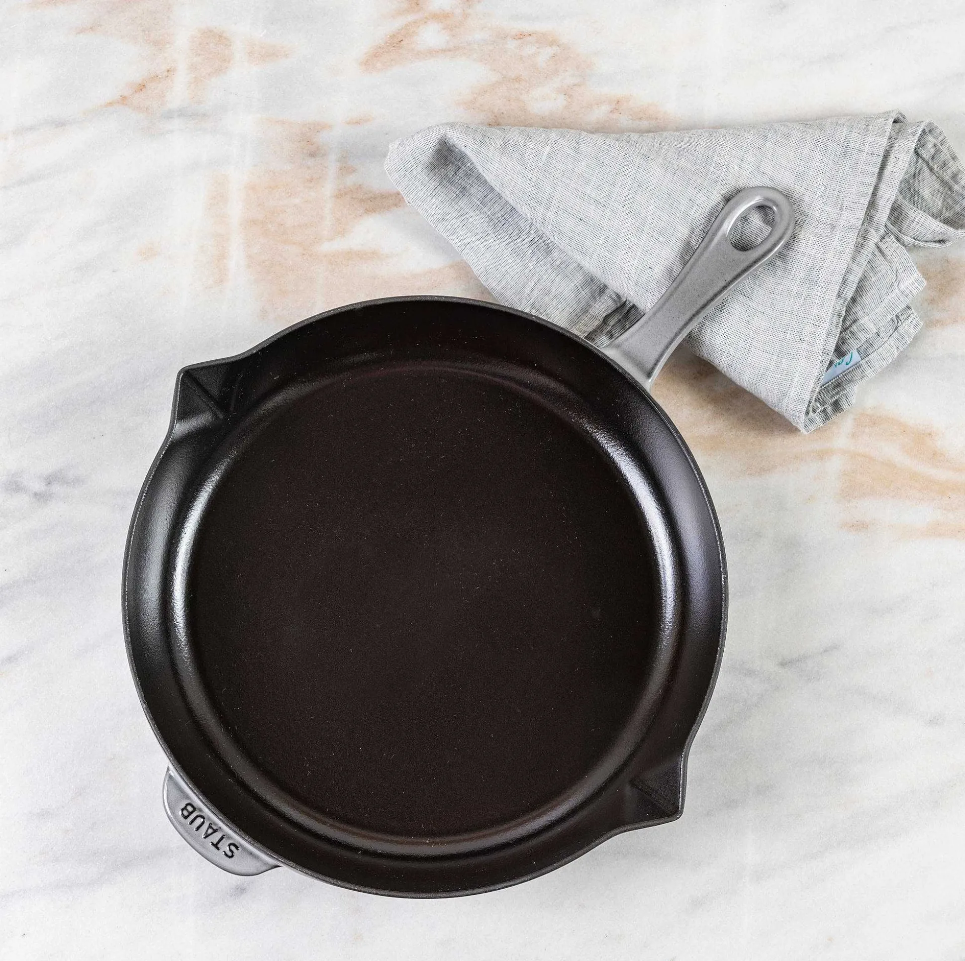 Staub Fry Pan, 12", Graphite Grey