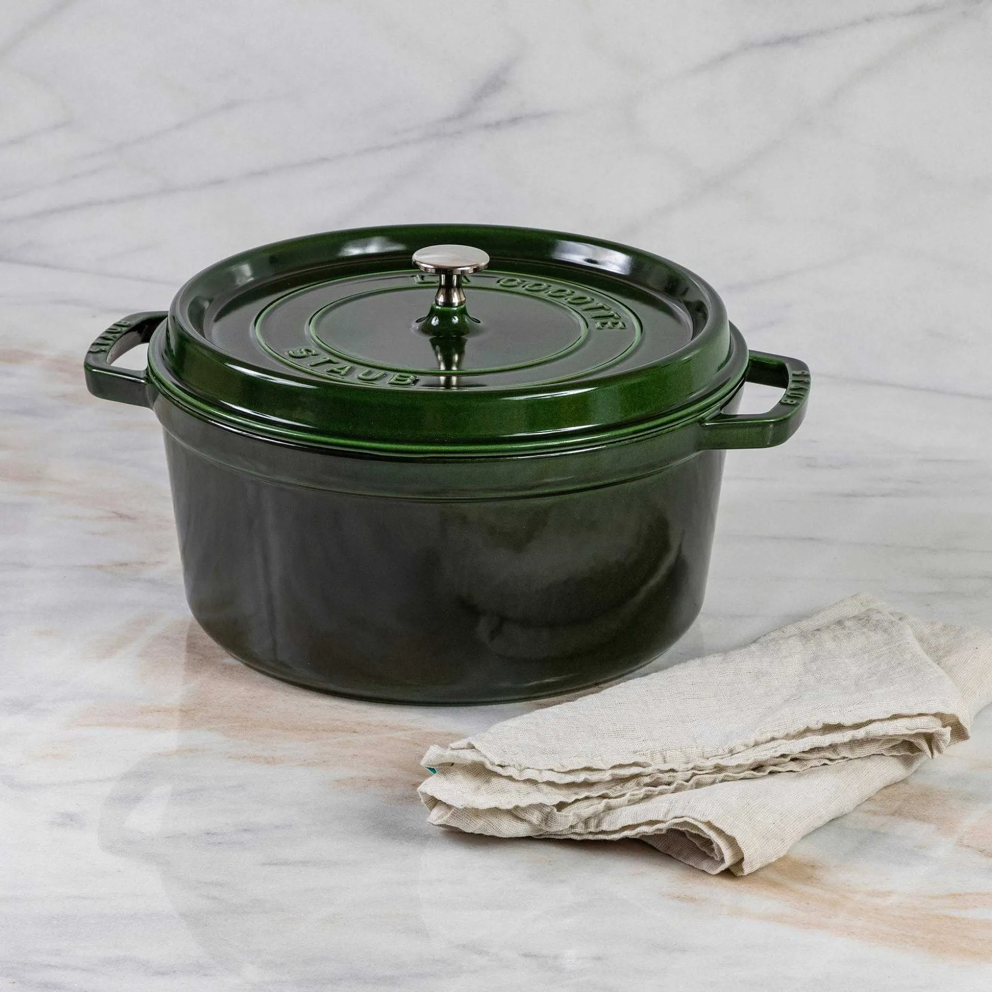 Staub Round Cocotte, 7qt, Basil
