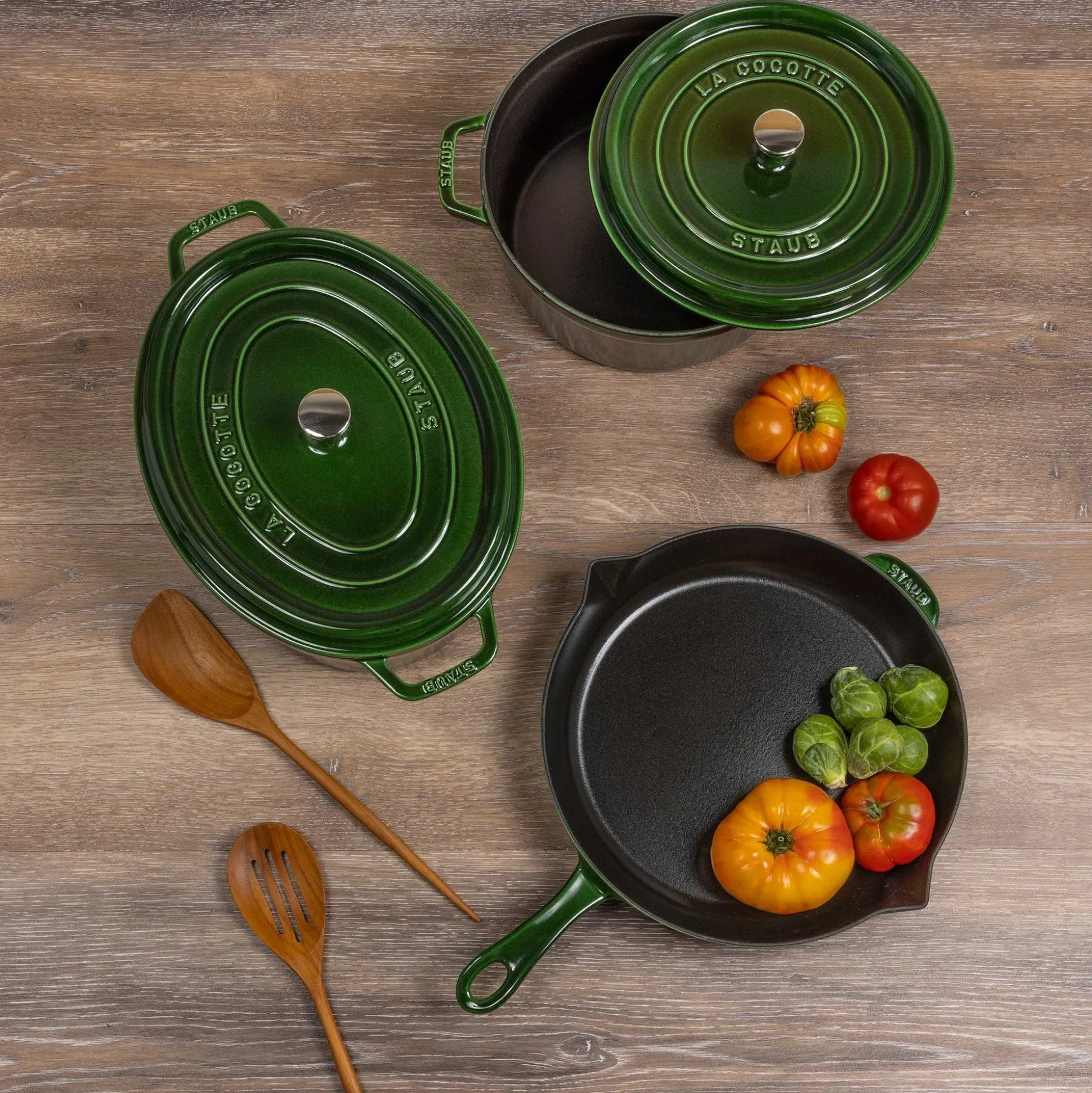 Staub Round Cocotte, 5.5qt, Basil