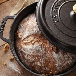 Staub Round Cocotte, 4qt, Black