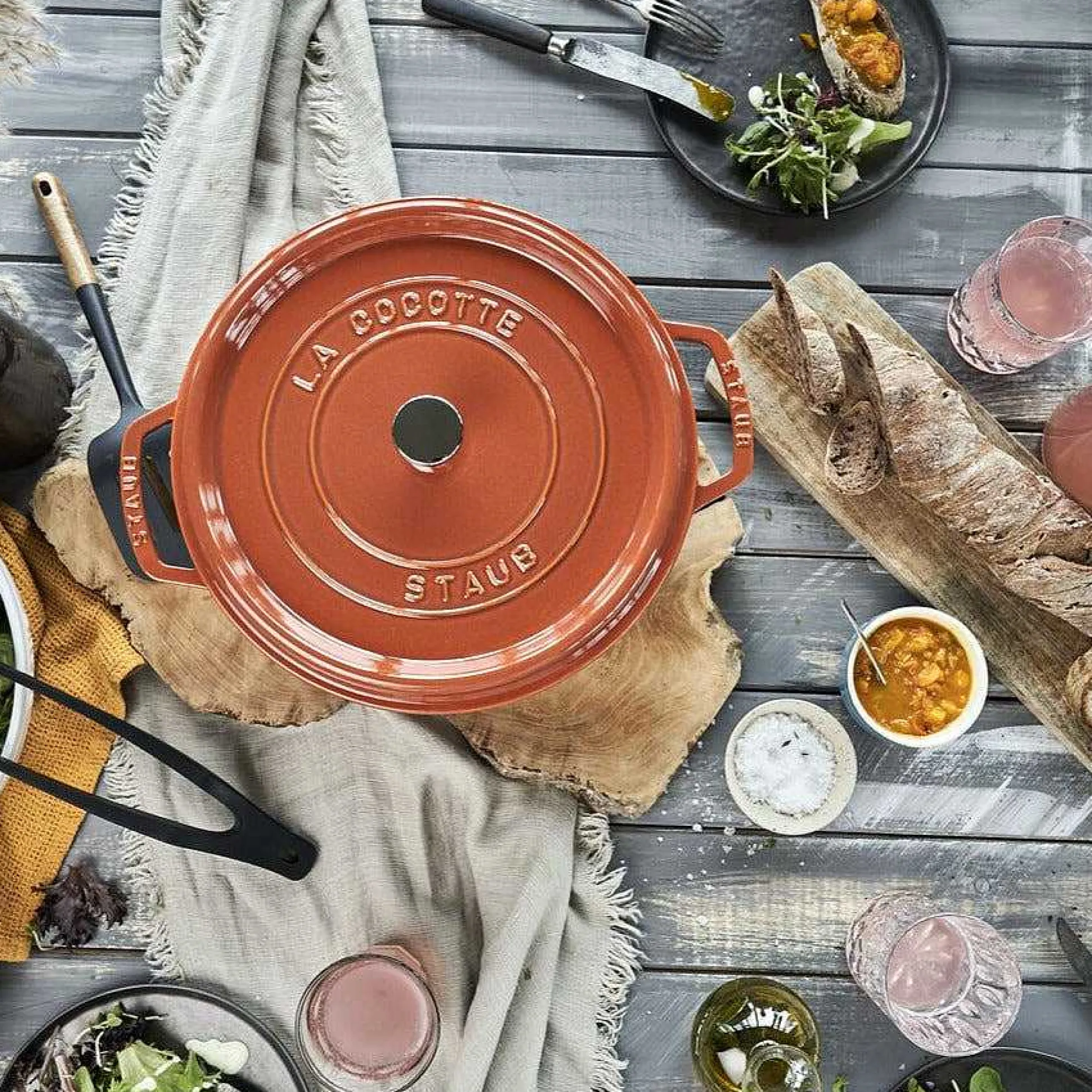 Staub Round Cocotte, 5.5qt, Burnt Orange