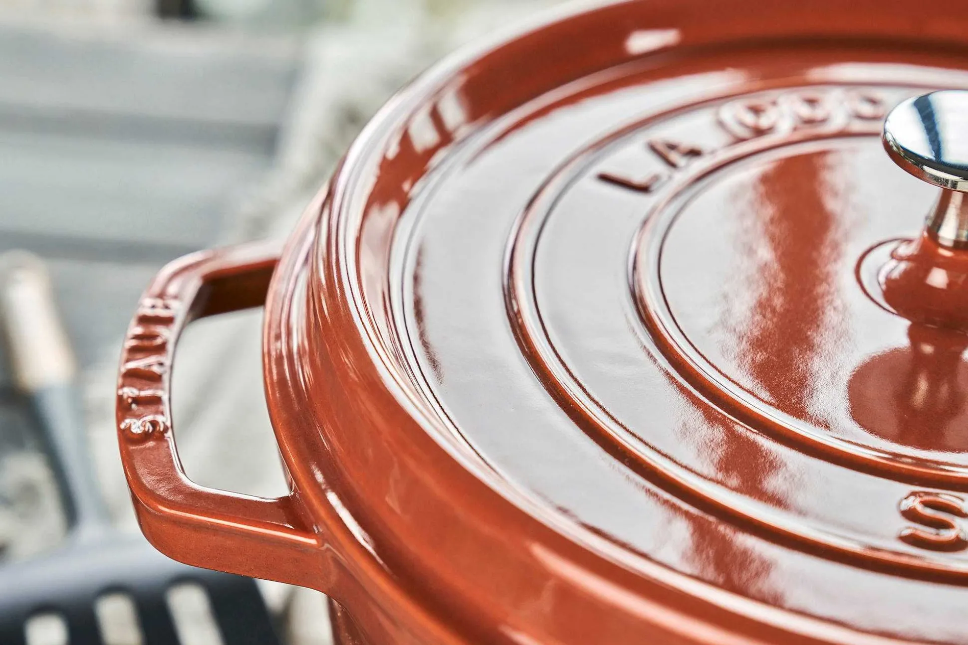 Staub Round Cocotte, 7qt, Burnt Orange