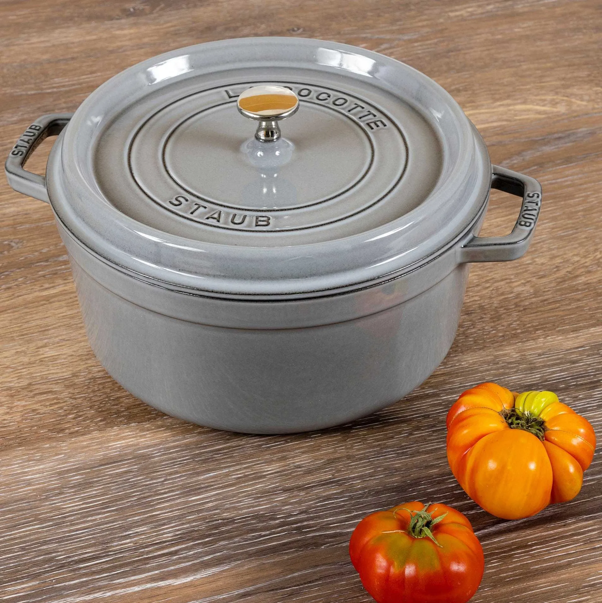 Staub Round Cocotte, 5.5qt, Graphite Grey