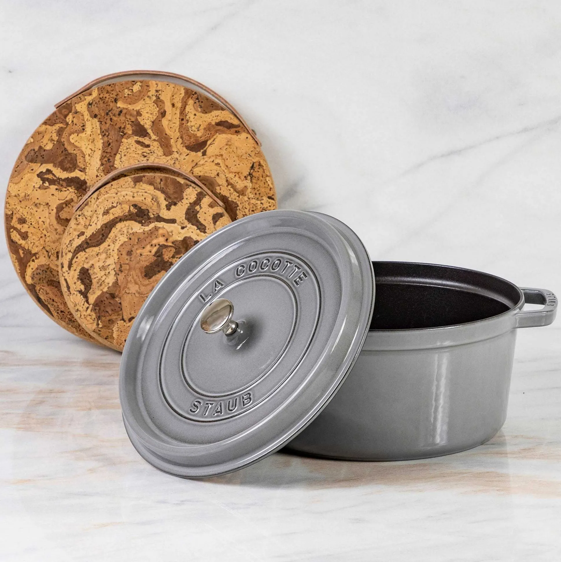 Staub Round Cocotte, 7qt, Graphite Grey