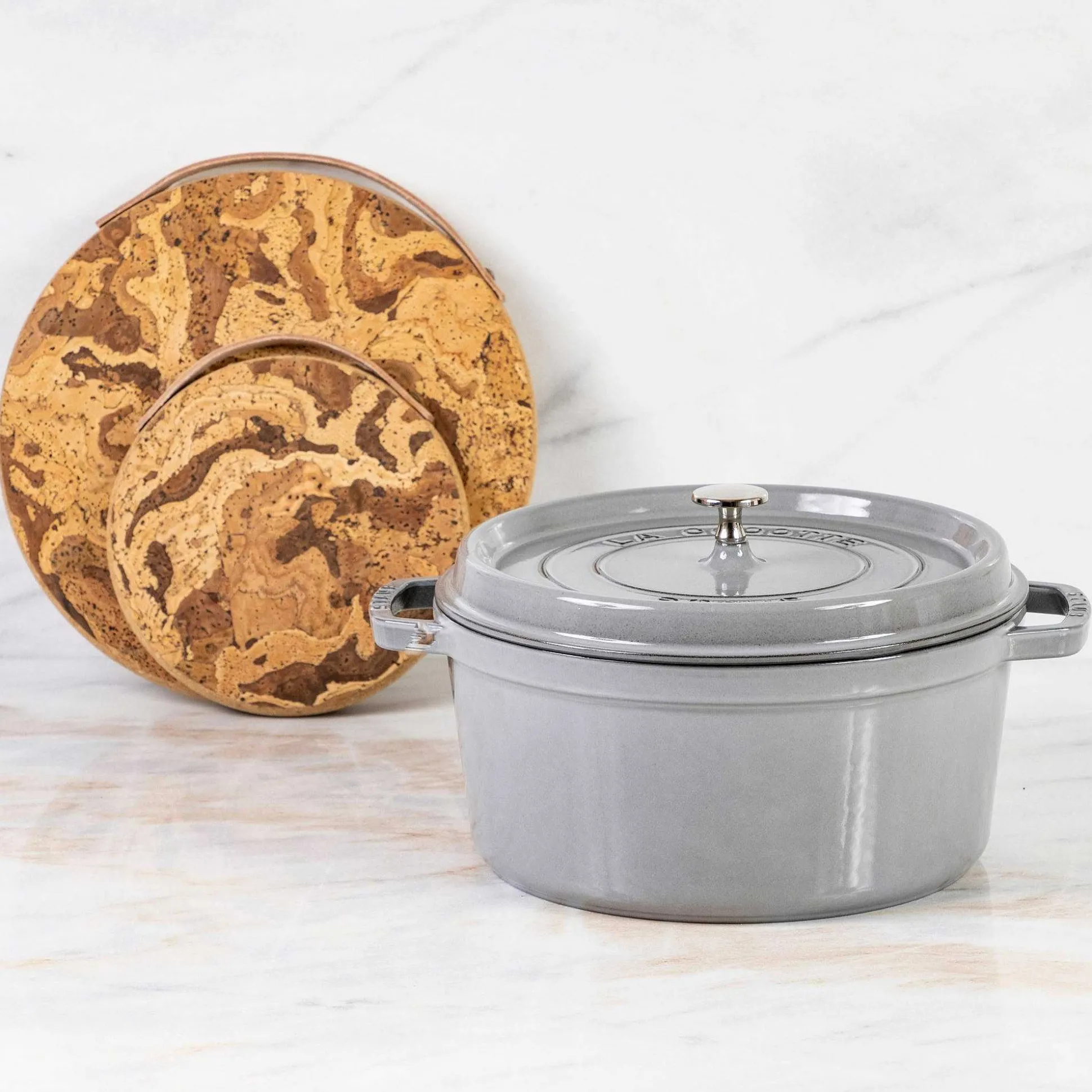 Staub Round Cocotte, 7qt, Graphite Grey