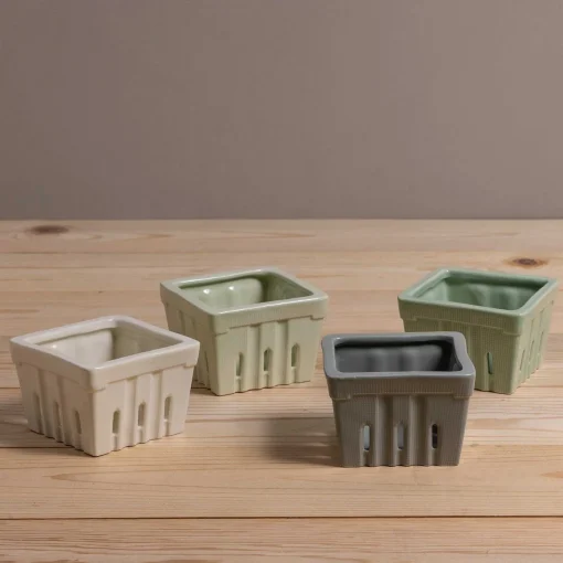 Stoneware Berry Basket, Set of 4