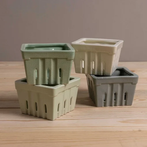 Stoneware Berry Basket, Set of 4
