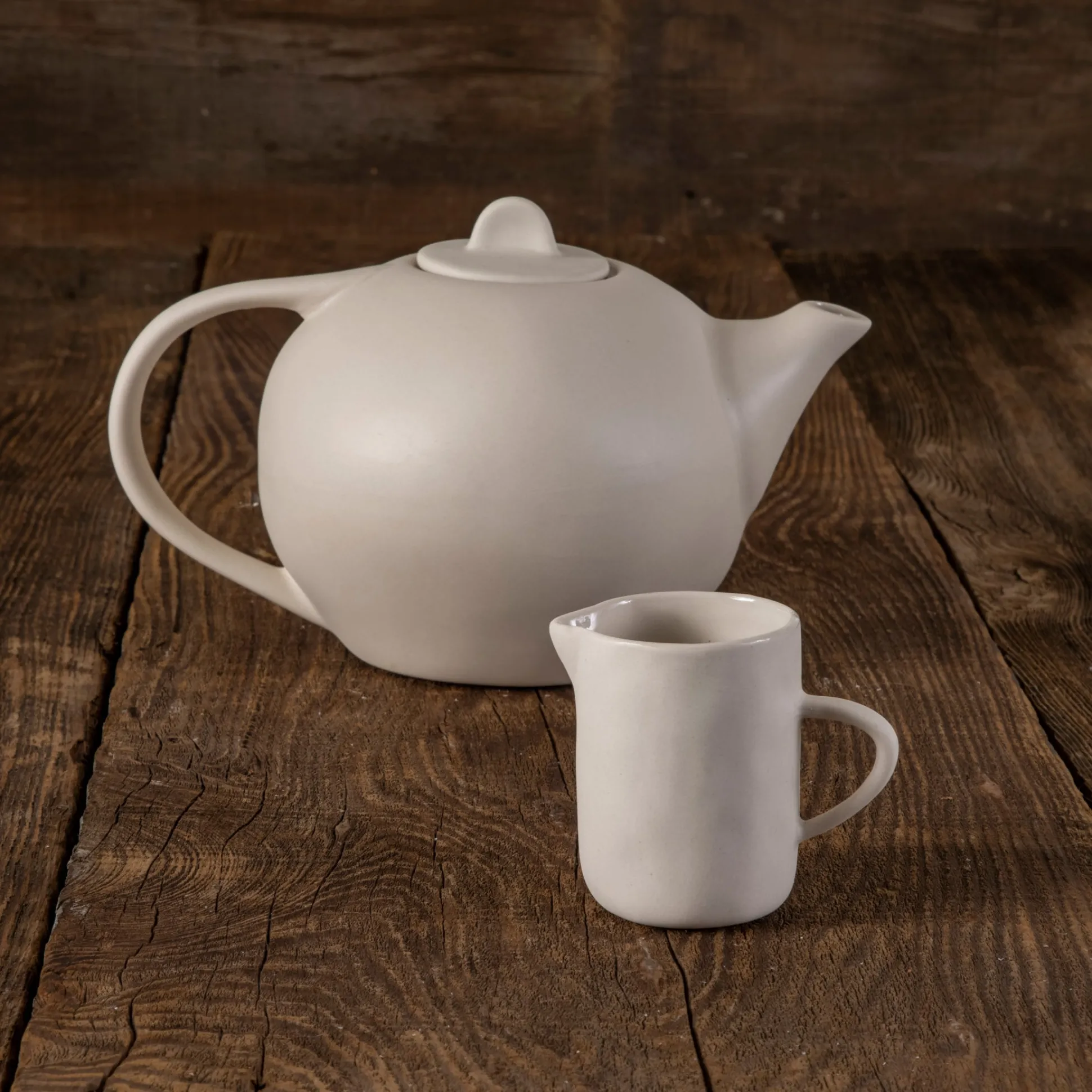 Tam Stoneware Creamer, Pearl^Be Home Online